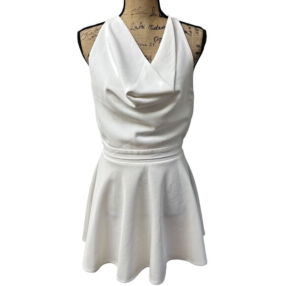 Zara Tops - New ZARA Women's White Sleeveless Cowl Neck Cropped Top Blouse Sz S